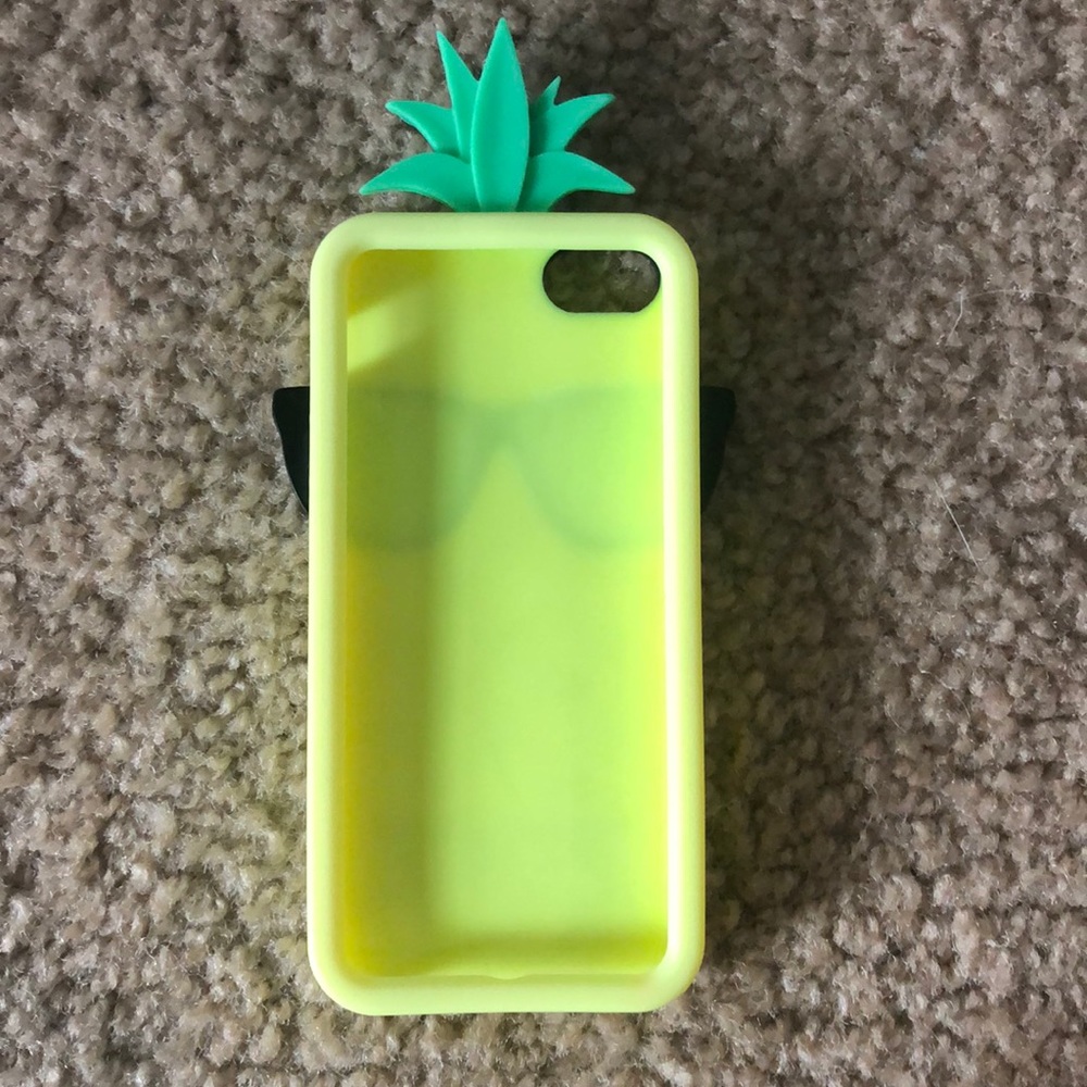 iPhone 5 case - Picture 2 of 2
